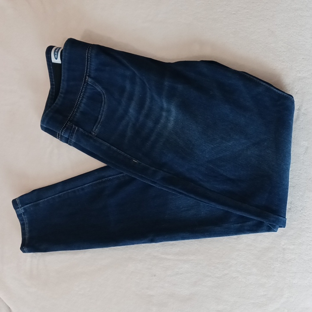 Old Navy Rockstar Mid Rise Super-Skinny Jeggings